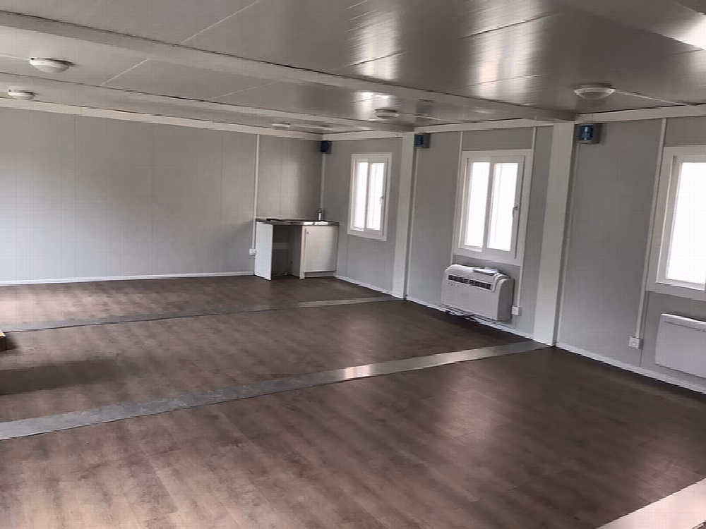 Bureaux associatifs modulaires pour l'association Arc-en-Ciel — vue 3