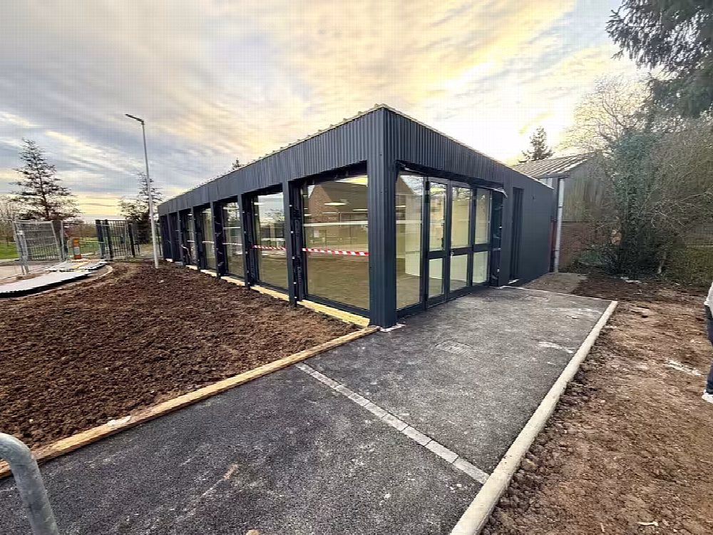 Reconditionnement complet d'un bâtiment modulaire — Nord-Pas-de-Calais