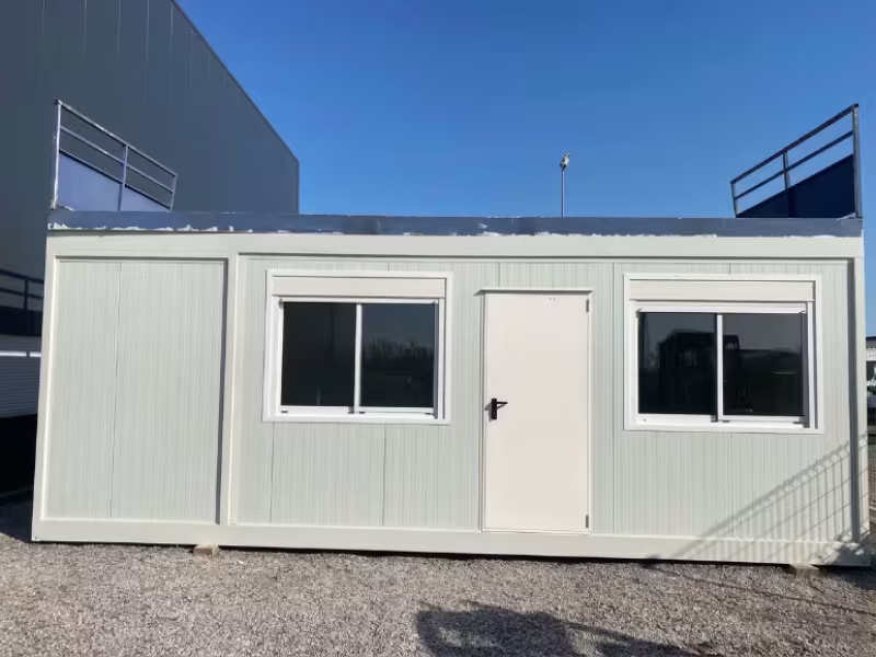 Bungalow préfabriqué de base de vie sur chantier