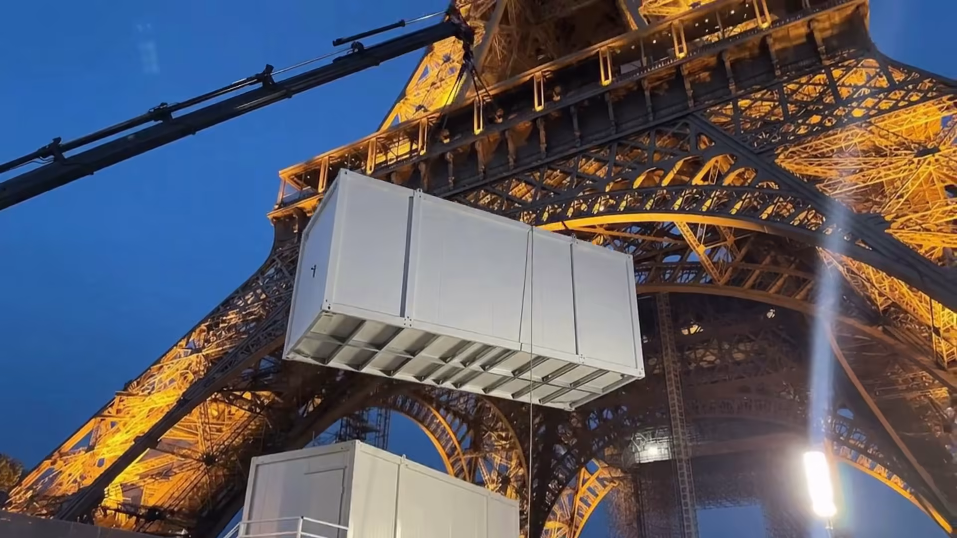 Chantier de construction modulaire — bungalows préfabriqués et containers aménagés sur mesure, Module Concept France et Afrique